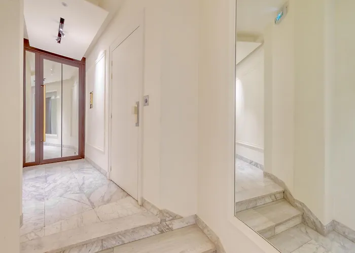 Daire Champs Elysees 1br Prime Location Renovated *