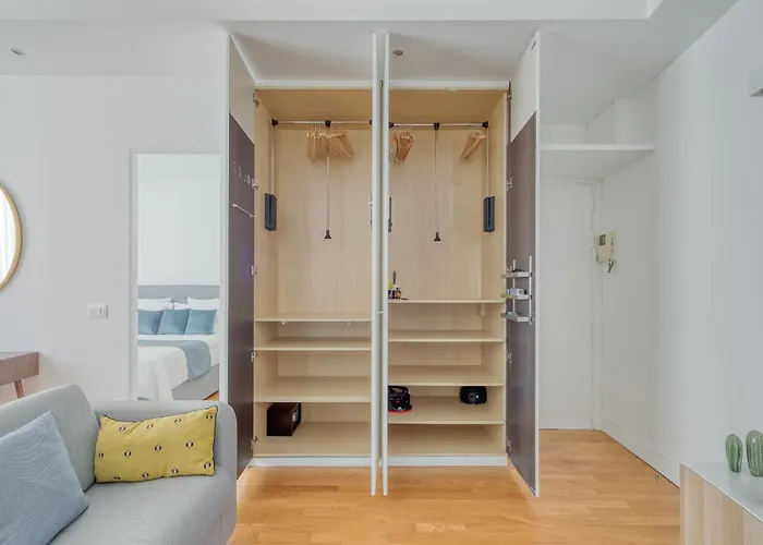Daire Champs Elysees 1br Prime Location Renovated *